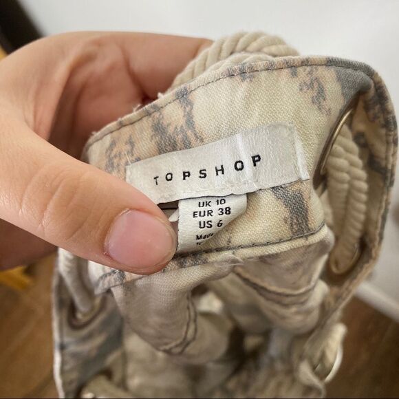 Topshop Cheetah Rope Belted Shorts Size 6 - Picture 8 of 8